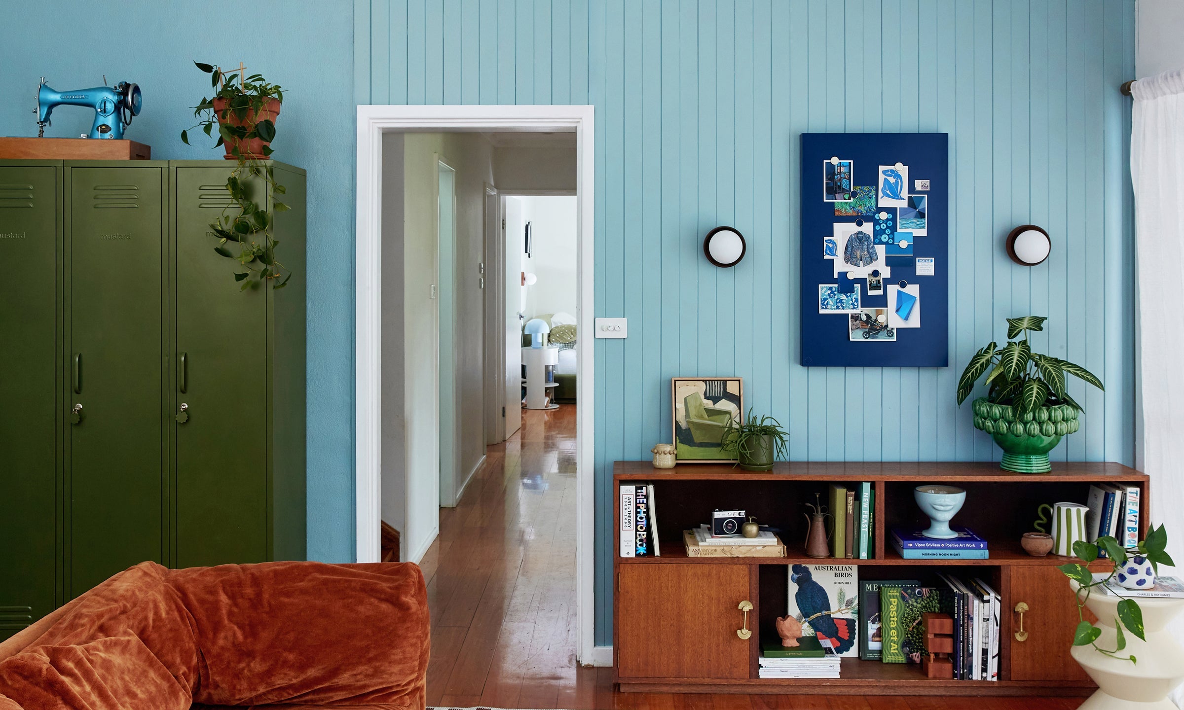 How to use the 60-30-10 colour rule in your home