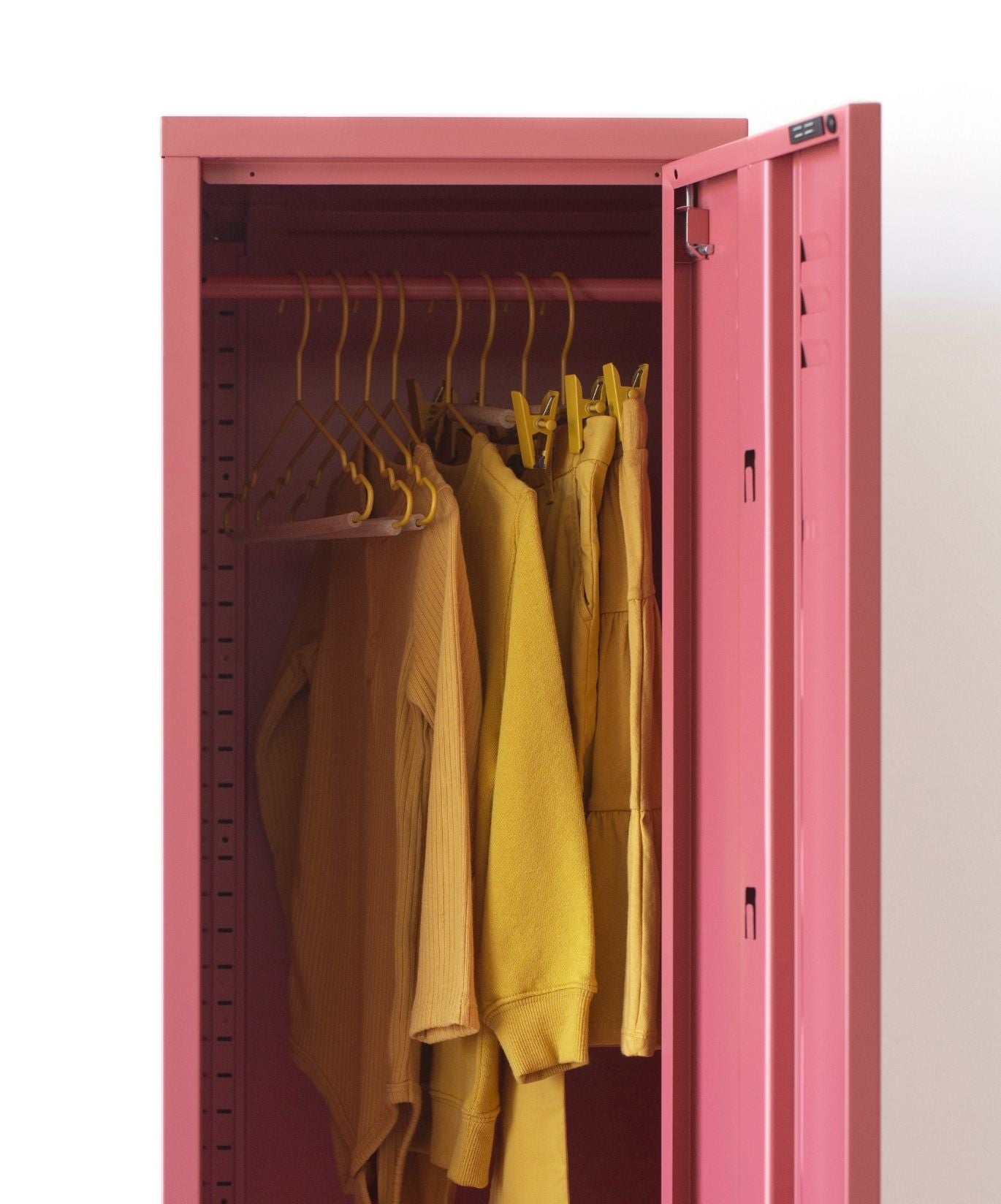 Mustard Hangers
