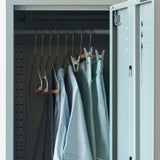 Adult Clip Hangers in Ocean